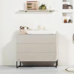 Kidsmill Modular Babykamer- Mat Oatemal | Bed 60 X 120 Cm + Commode 7 Kidsmill Modular Babykamer- Mat Oatemal | Bed 60 X 120 Cm + Commode -Kinderproducten Winkel Modular oatmeal SFEER v2 1 22c2