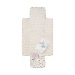 Cam Cam Pressed Leaves Quilted Verschoningsmatje Rose 5 Cam Cam Pressed Leaves Quilted Verschoningsmatje Rose -Kinderproducten Winkel cam cam pressed leaves quilted verschoningsmatje rose 3 1d07